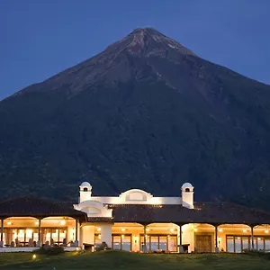 ***** Курортный комплекс La Reunion Golf And Residences Гватемала