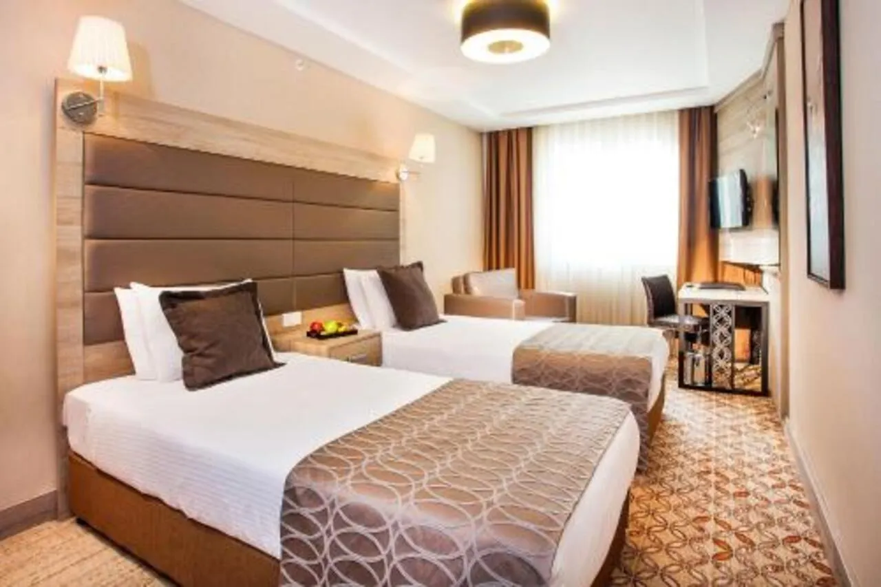 Nidya Hotel Galataport Istanbul 4*,